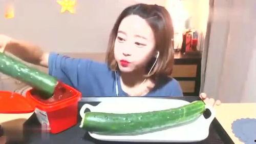 娱乐吃瓜酱啃宠